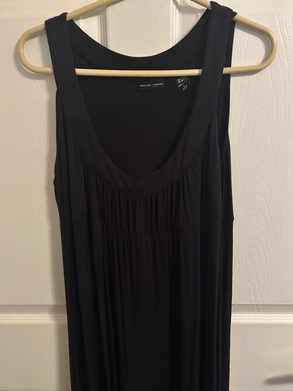 New York & Company Black Sleeveless Scoop Neck Maxi Dress